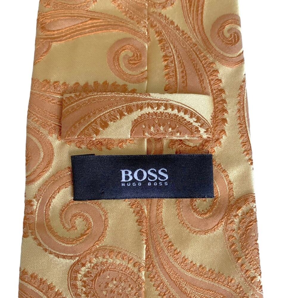 Hugo Boss Vintage Gold Paisley 100% Silk Tie - Picture 6 of 7